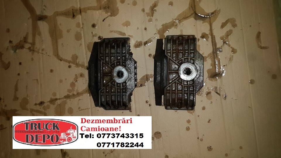 dezmembrari camion Suport motor Atego 815