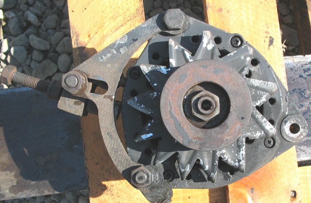 dezmembrari camion Vand alternator Man Silent
